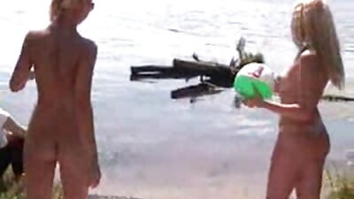 എന്റെ സെക്‌സി കാമുകി കുറച്ച് സെക്‌സി ക്രിസ്‌മസ് അടിവസ്‌ത്രം ധരിച്ചു