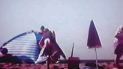 ഞാൻ വളരെ കൊമ്പനാണ്, എന്റെ കോഴിയെ ഞെരുക്കണം